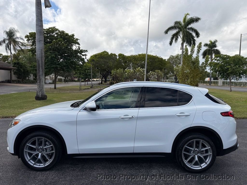 Used 2018 Alfa Romeo Stelvio Ti image 5