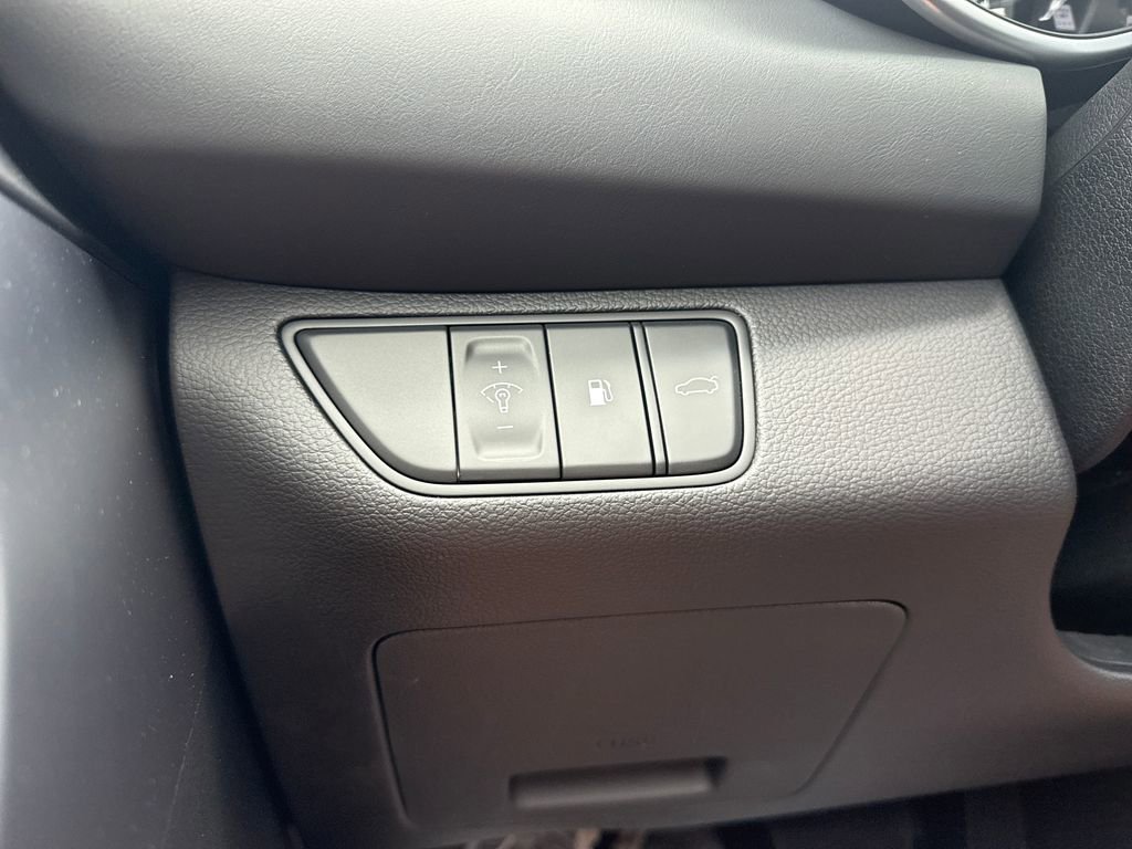 New 2026 Genesis G70 2.5T RWD image 22