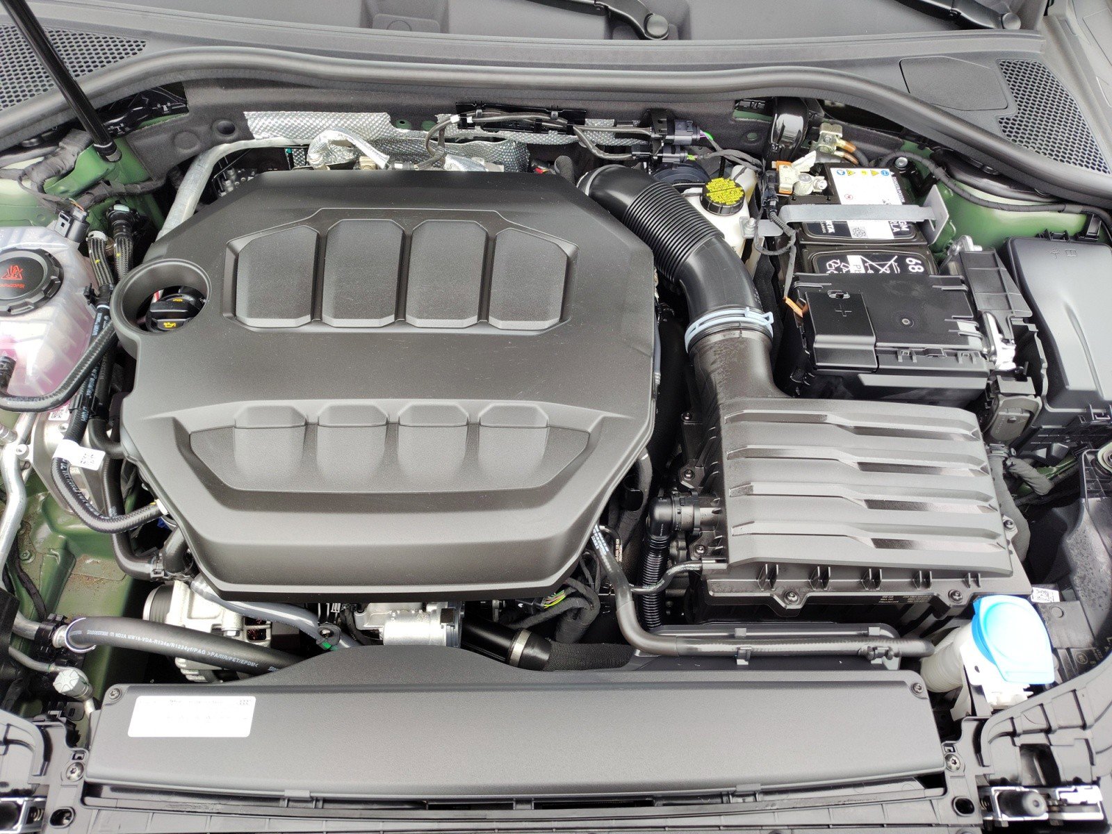 Used 2025 Audi A3 2.0T Premium Plus w/ Premium Plus Package image 9