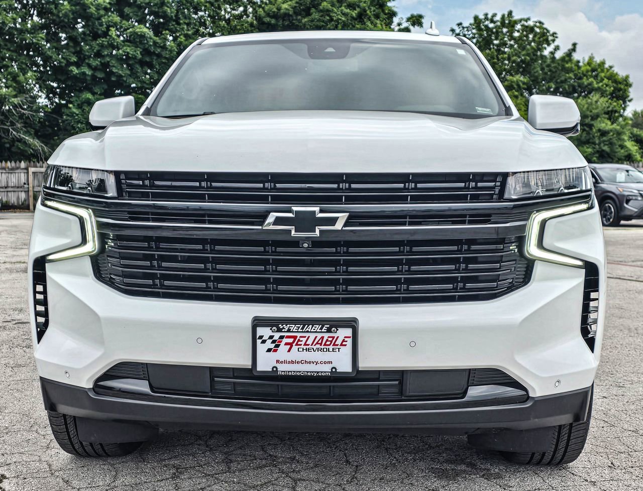 Certified 2024 Chevrolet Suburban RST w/ Sport Performance Package AWD/4WD video 2