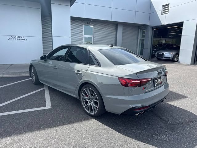 Used 2021 Audi S4 Premium Plus w/ Premium Plus Package AWD/4WD image 3