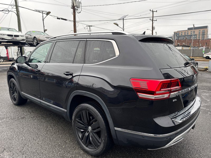 Used 2018 Volkswagen Atlas SEL Premium image 5