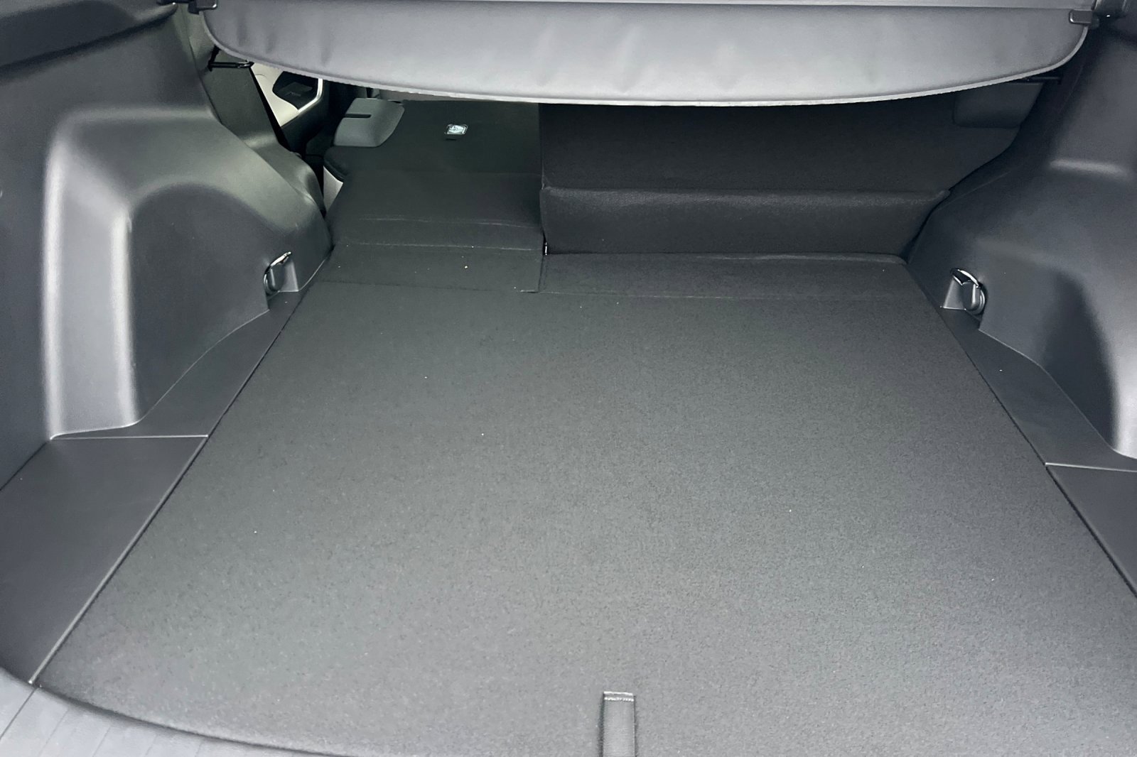 New 2025 Toyota RAV4 XLE w/ Weather Package image 12