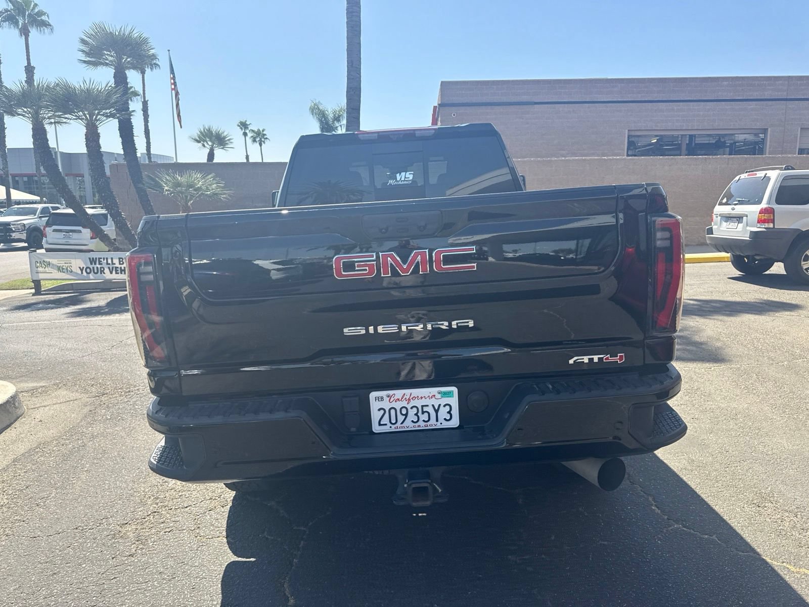 Used 2024 GMC Sierra 2500 AT4 w/ Max Trailering Package AWD/4WD image 17