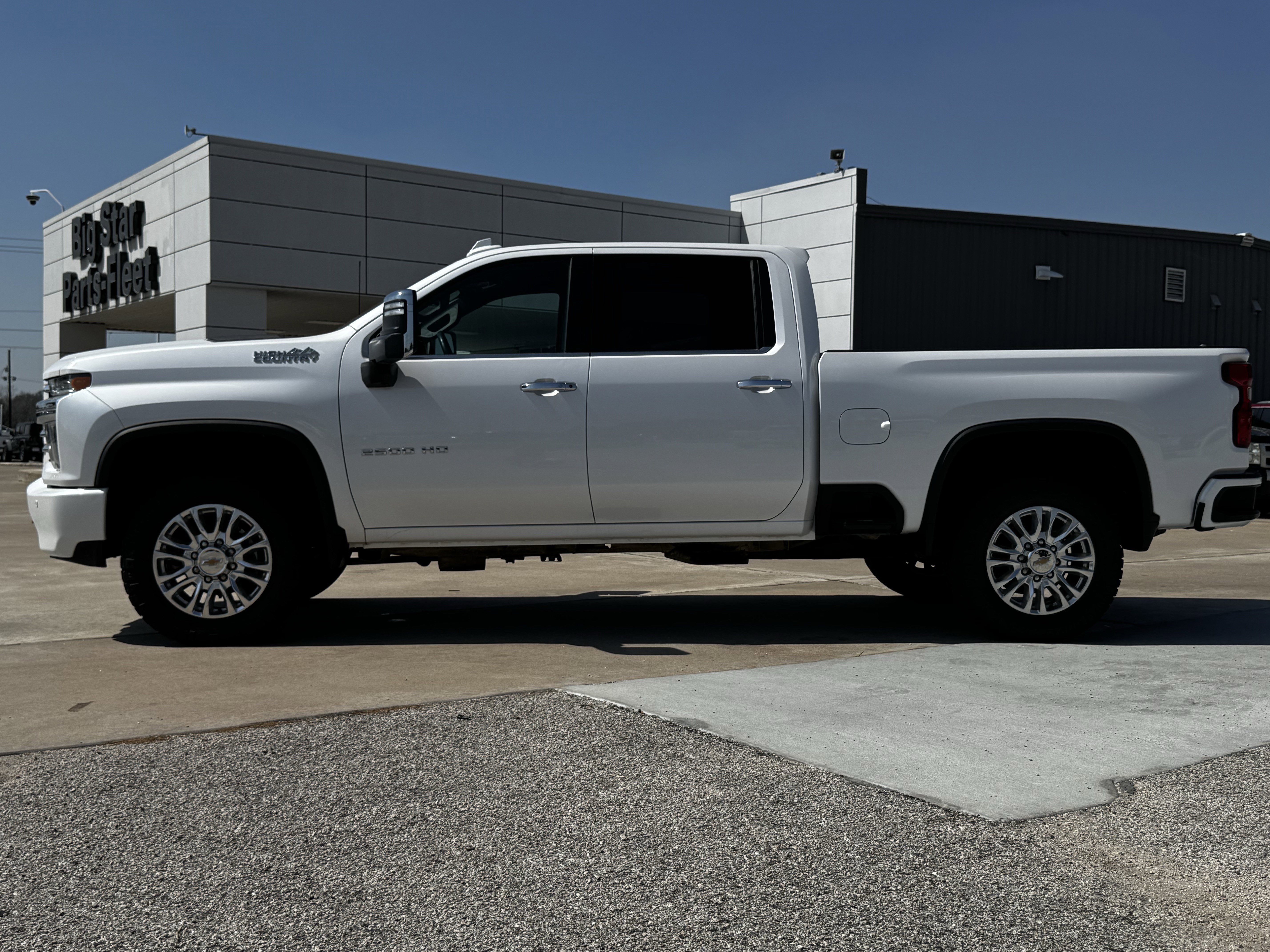 Used 2023 Chevrolet Silverado 2500 High Country image 7