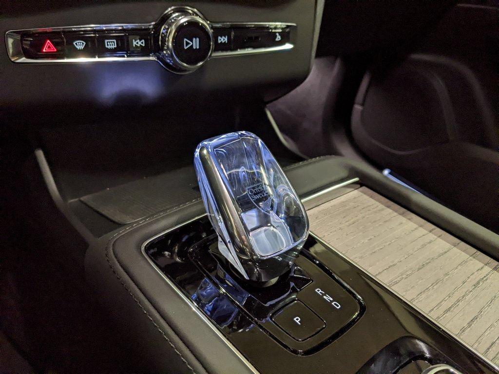 New 2026 Volvo XC90 T8 Ultra w/ Protection Package Premier AWD/4WD image 19