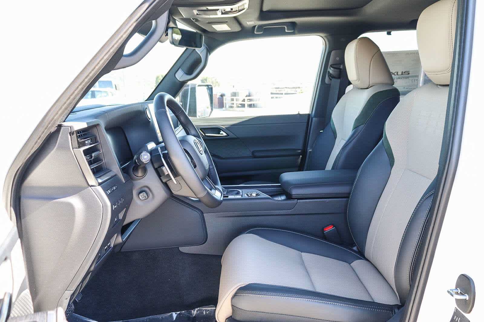 New 2026 Lexus GX 550 AWD/4WD image 20