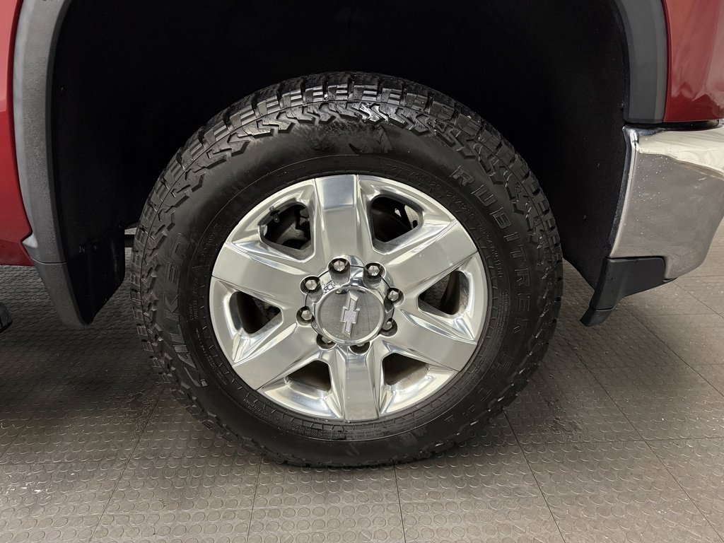 Used 2020 Chevrolet Silverado 2500 LTZ image 13