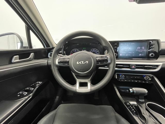 Used 2022 Kia K5 LXS FWD image 22