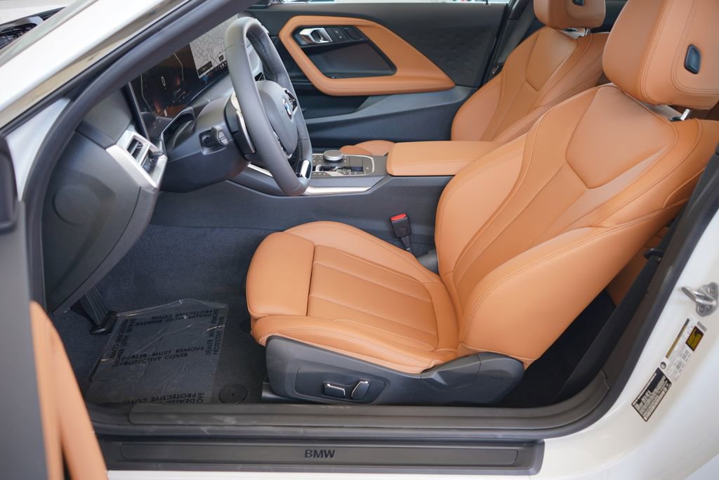 Used 2025 BMW 230i Coupe w/ Convenience Package image 10