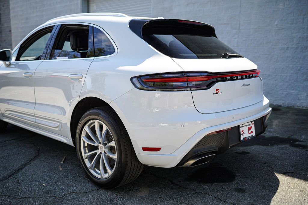 Used 2022 Porsche Macan AWD/4WD image 13