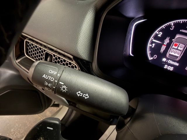 Used 2025 Honda Civic Sport image 30