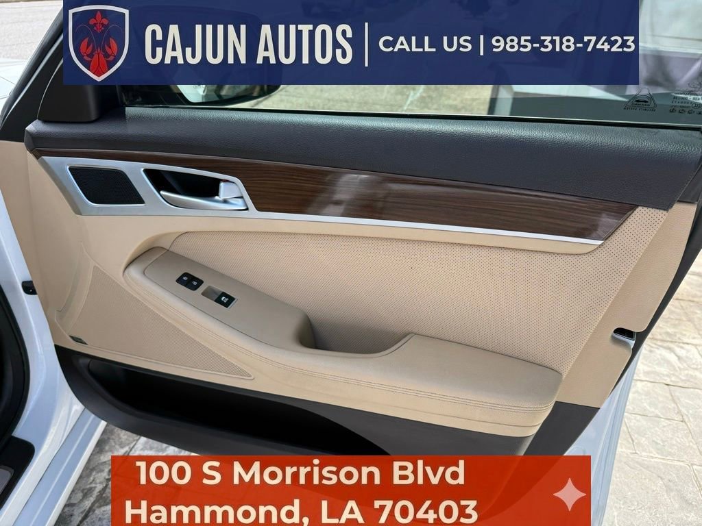 Used 2016 Hyundai Genesis 3.8 w/ Option Group 02 RWD image 40