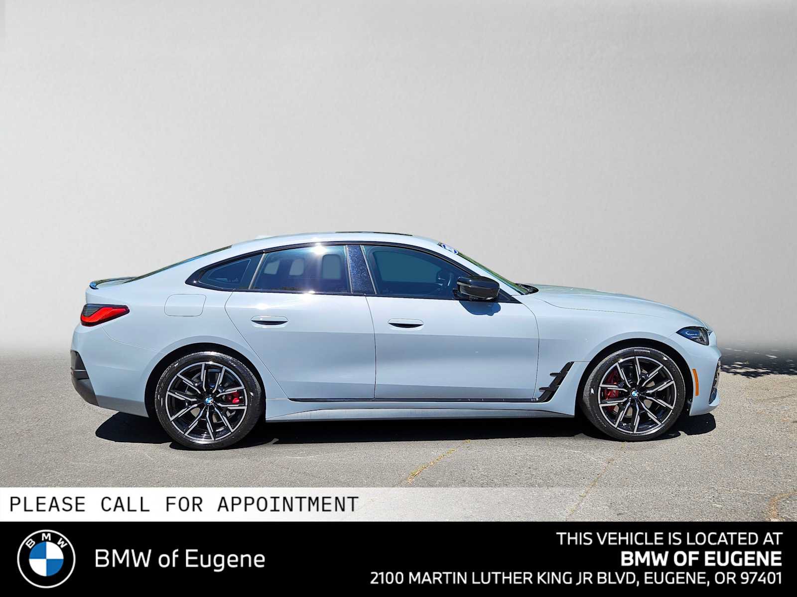 Used 2023 BMW 430i Gran Coupe xDrive w/ M Sport Package AWD/4WD image 2