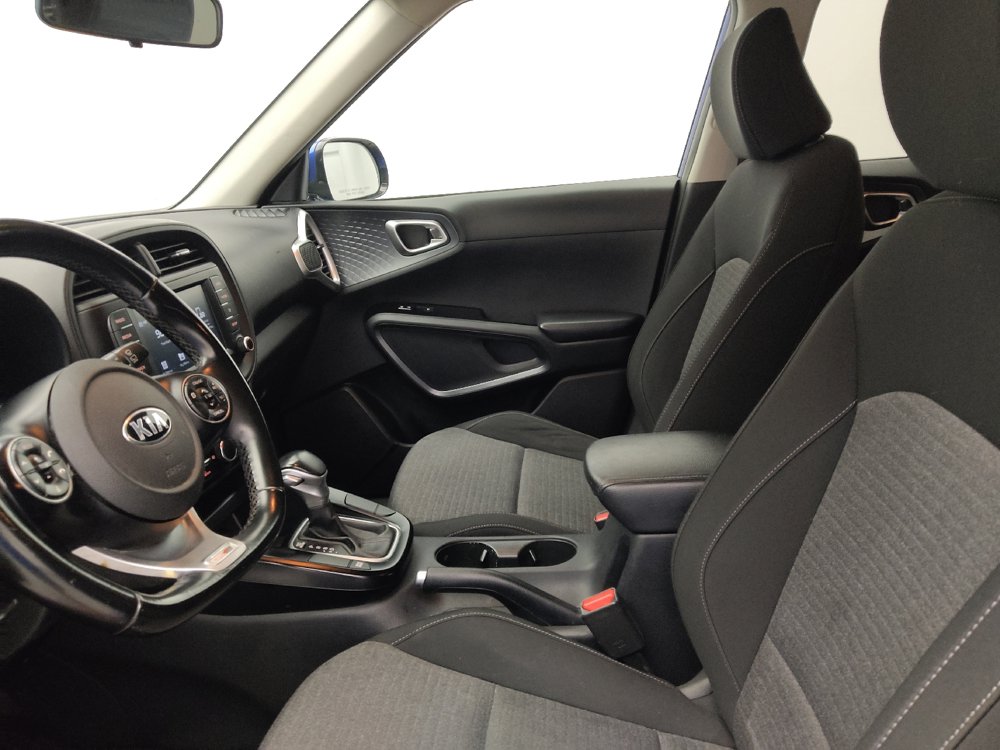 Used 2020 Kia Soul GT-Line FWD image 17