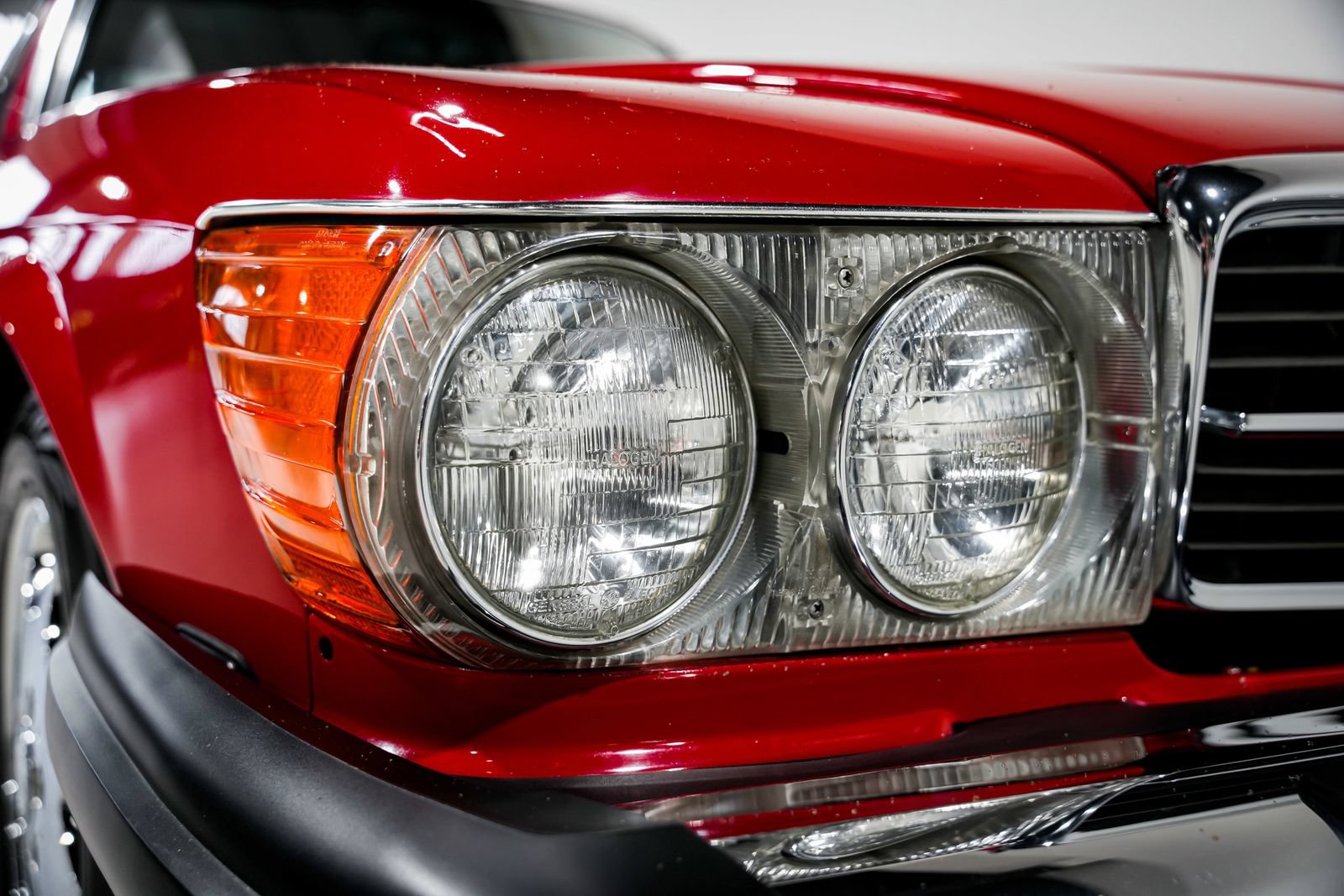 Used 1987 Mercedes-Benz 560 SL image 36
