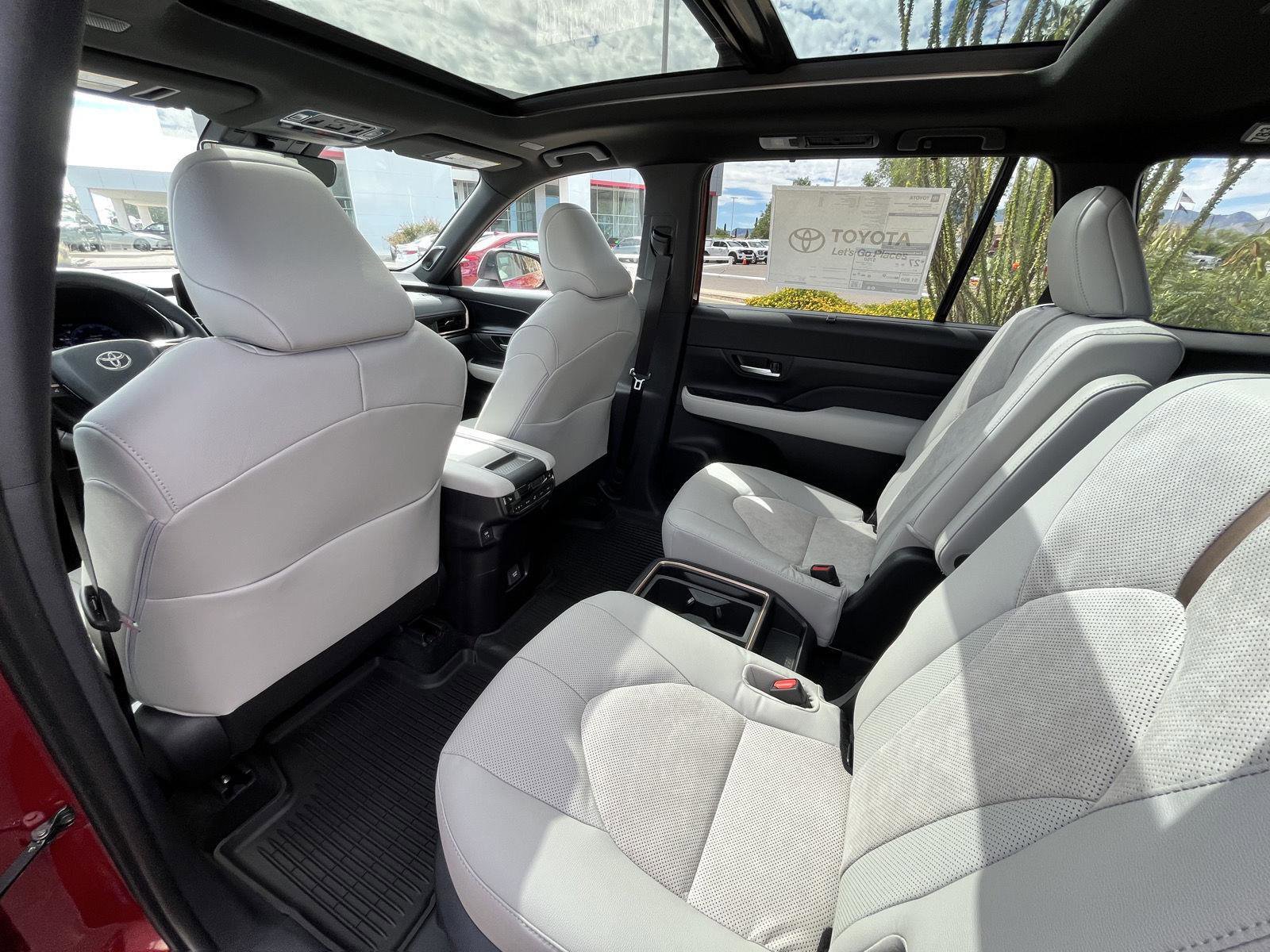 New 2026 Toyota Grand Highlander AWD Hybrid image 14