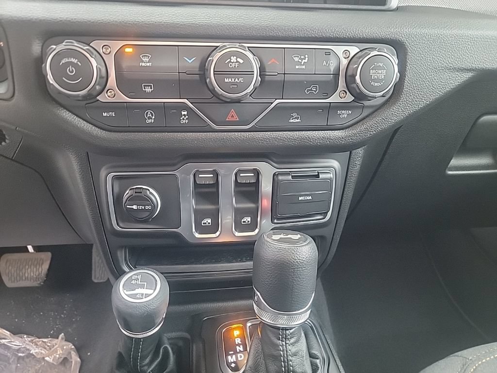 New 2026 Jeep Wrangler Sport AWD/4WD image 10