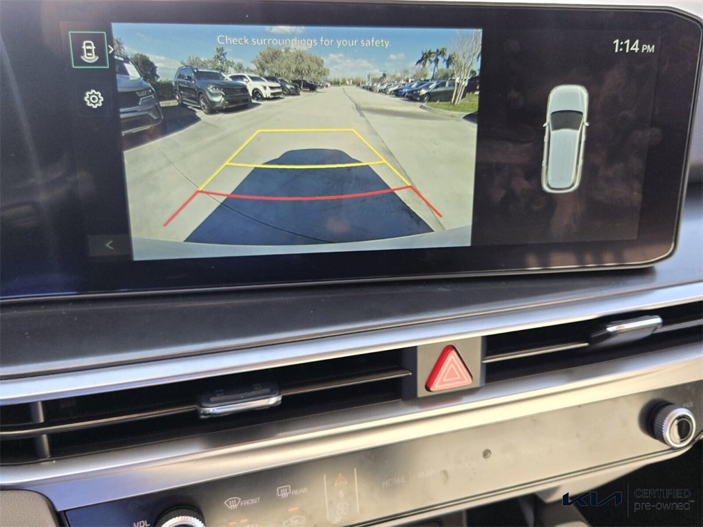 Used 2025 Kia Sorento S image 23