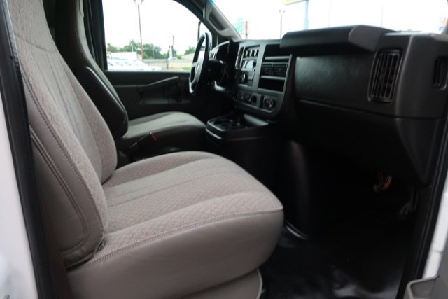 Used 2020 Chevrolet Express 3500 w/ Power Convenience Package RWD image 10