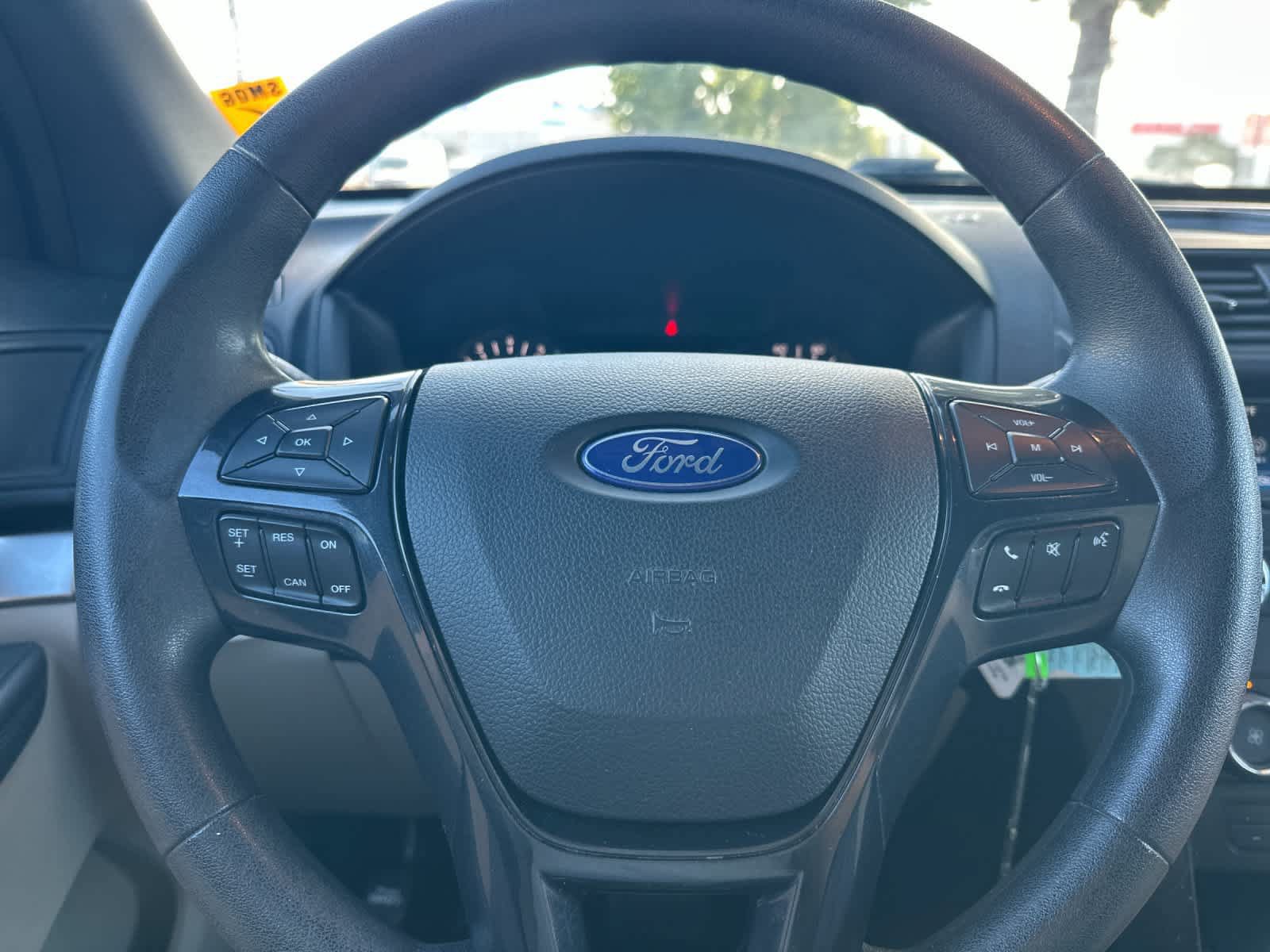 Used 2018 Ford Explorer FWD image 24
