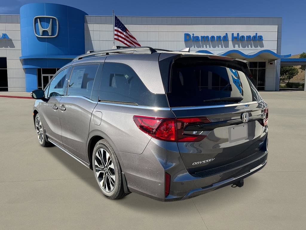 New 2026 Honda Odyssey Elite image 3