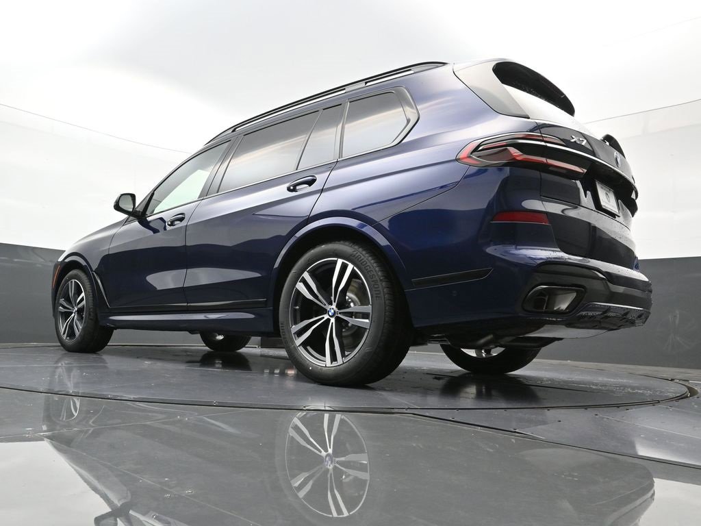 New 2026 BMW X7 xDrive40i w/ M Sport Package image 35