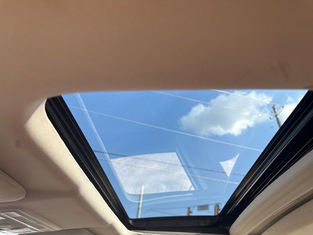 Used 2018 Honda Civic EX-L image 16