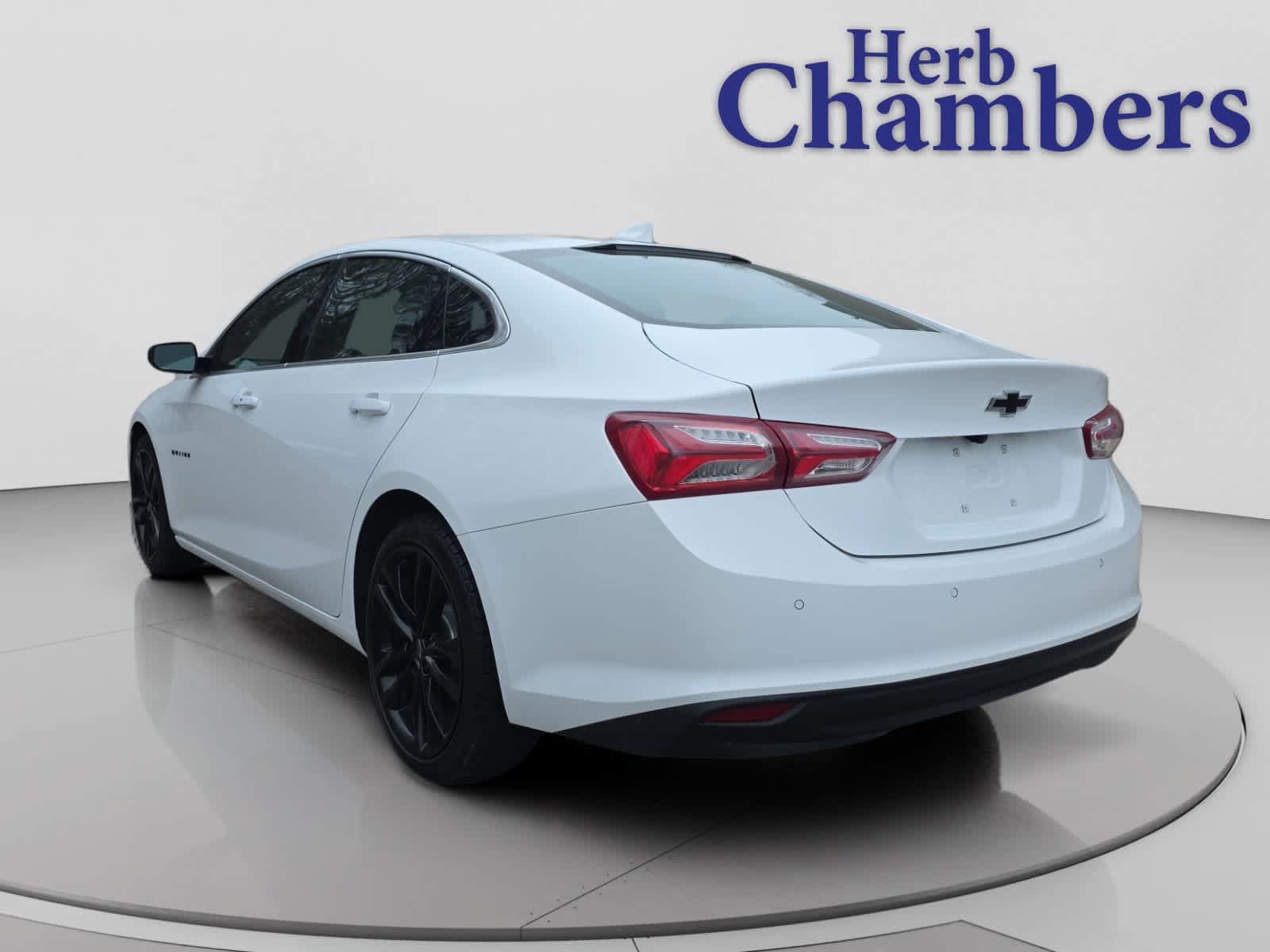 Used 2024 Chevrolet Malibu LT w/ Sport Edition FWD image 3