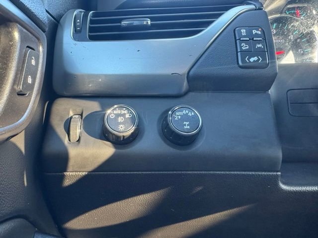 Used 2018 Chevrolet Tahoe LT w/ Off-Road Package AWD/4WD image 14