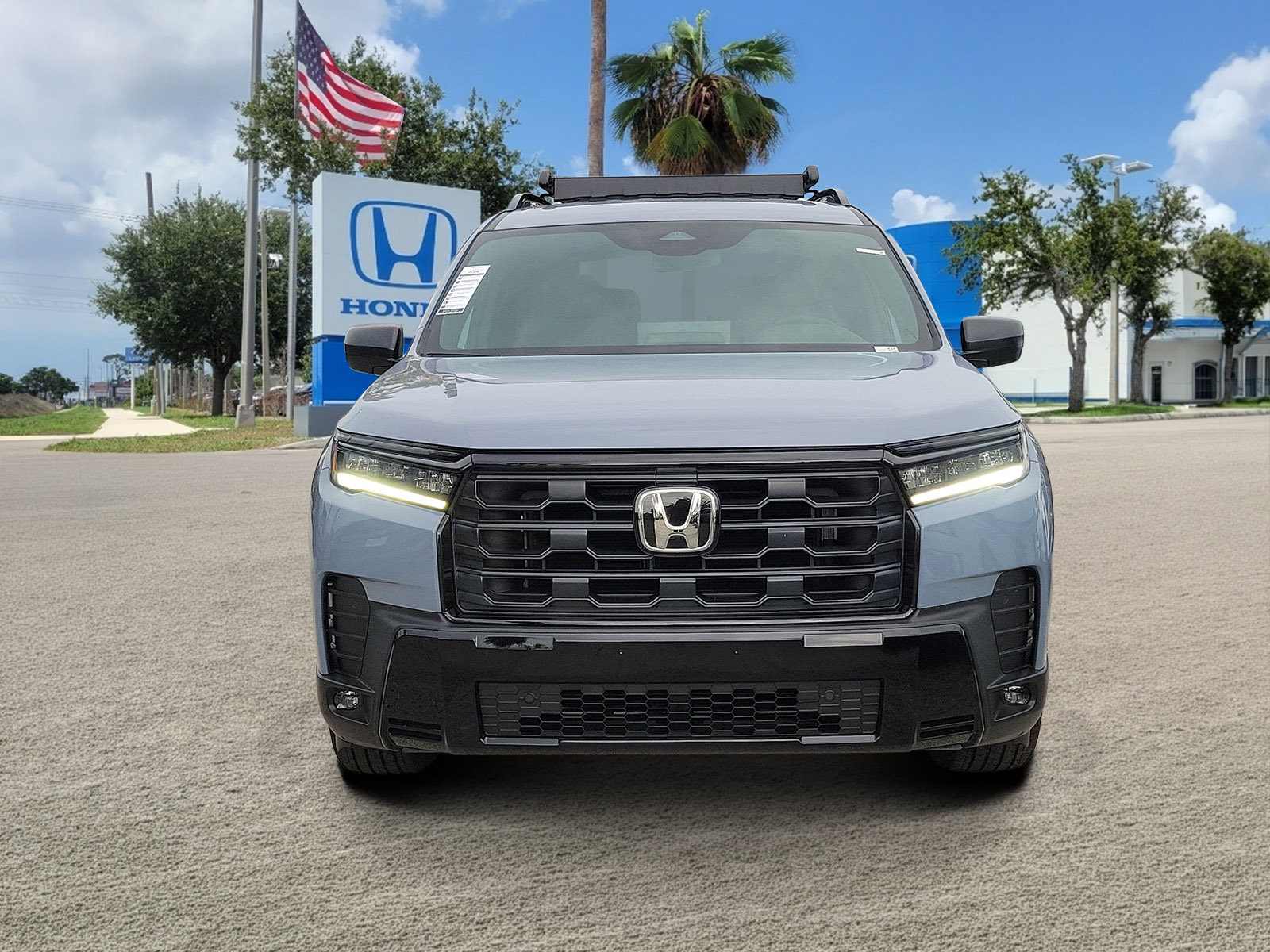 New 2026 Honda Pilot Sport image 2