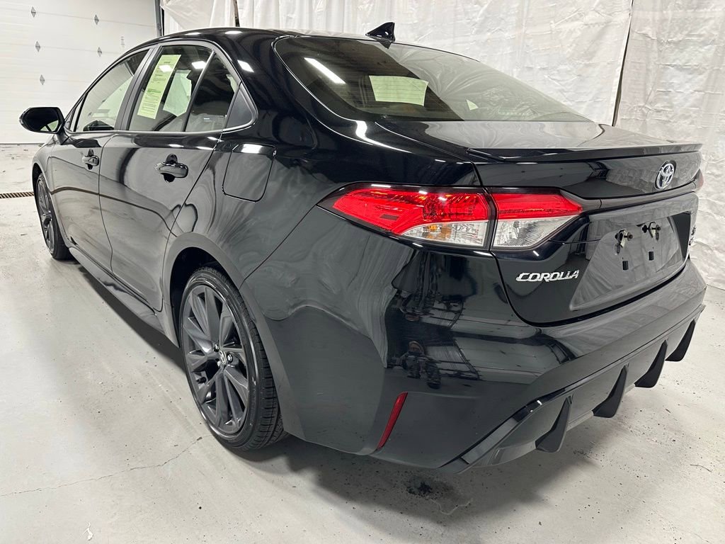 Used 2025 Toyota Corolla SE FWD image 5