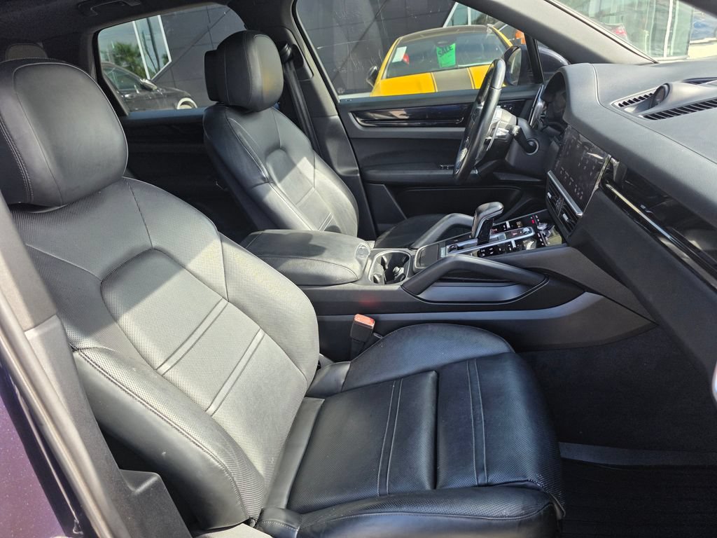Used 2019 Porsche Cayenne AWD/4WD image 19