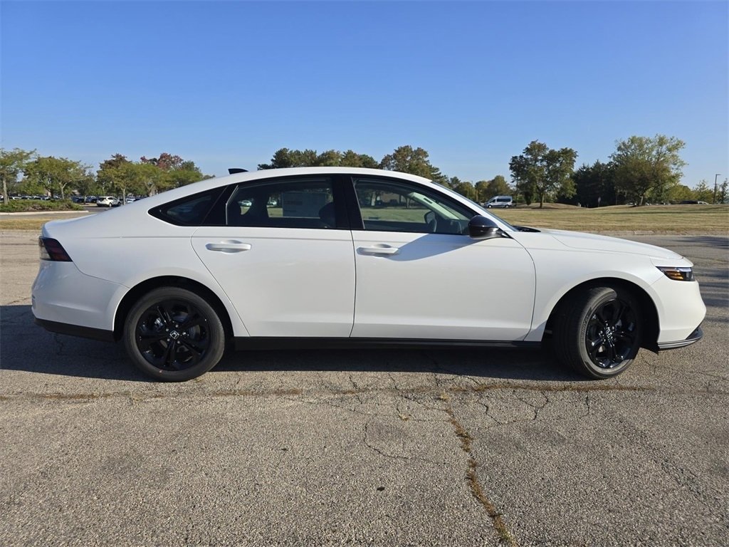 New 2025 Honda Accord SE image 18