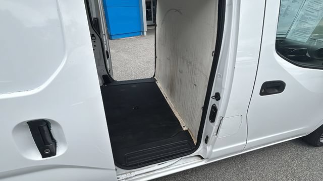 Used 2021 Nissan NV200 S FWD image 22