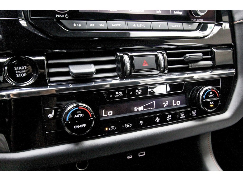 Used 2025 Nissan Pathfinder Rock Creek image 21