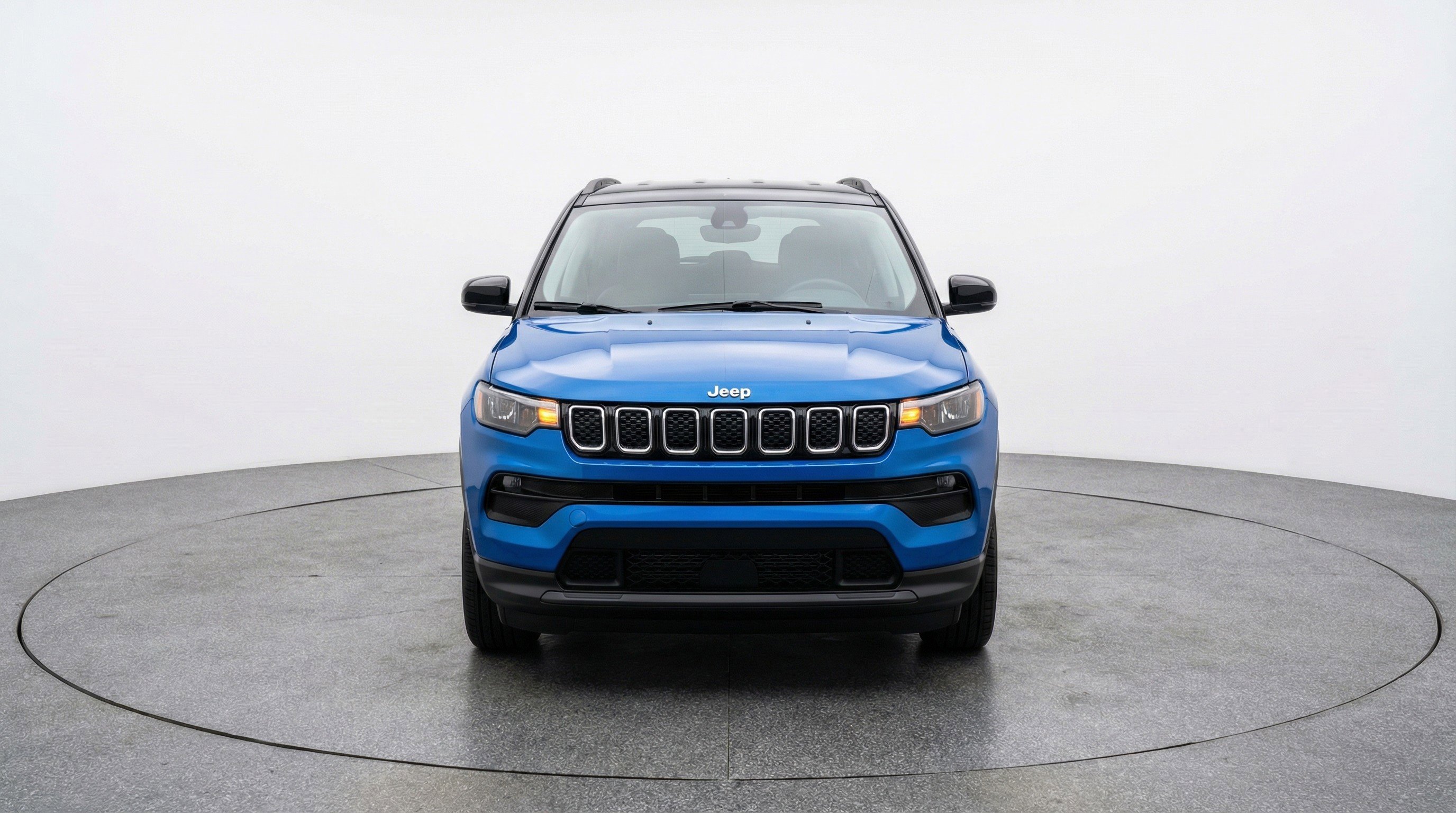 Used 2025 Jeep Compass Limited image 2