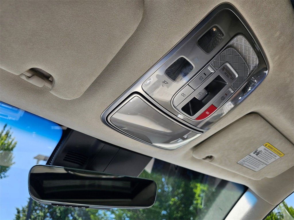 Used 2025 Genesis GV70 3.5T Sport w/ Sport Advanced Package image 32