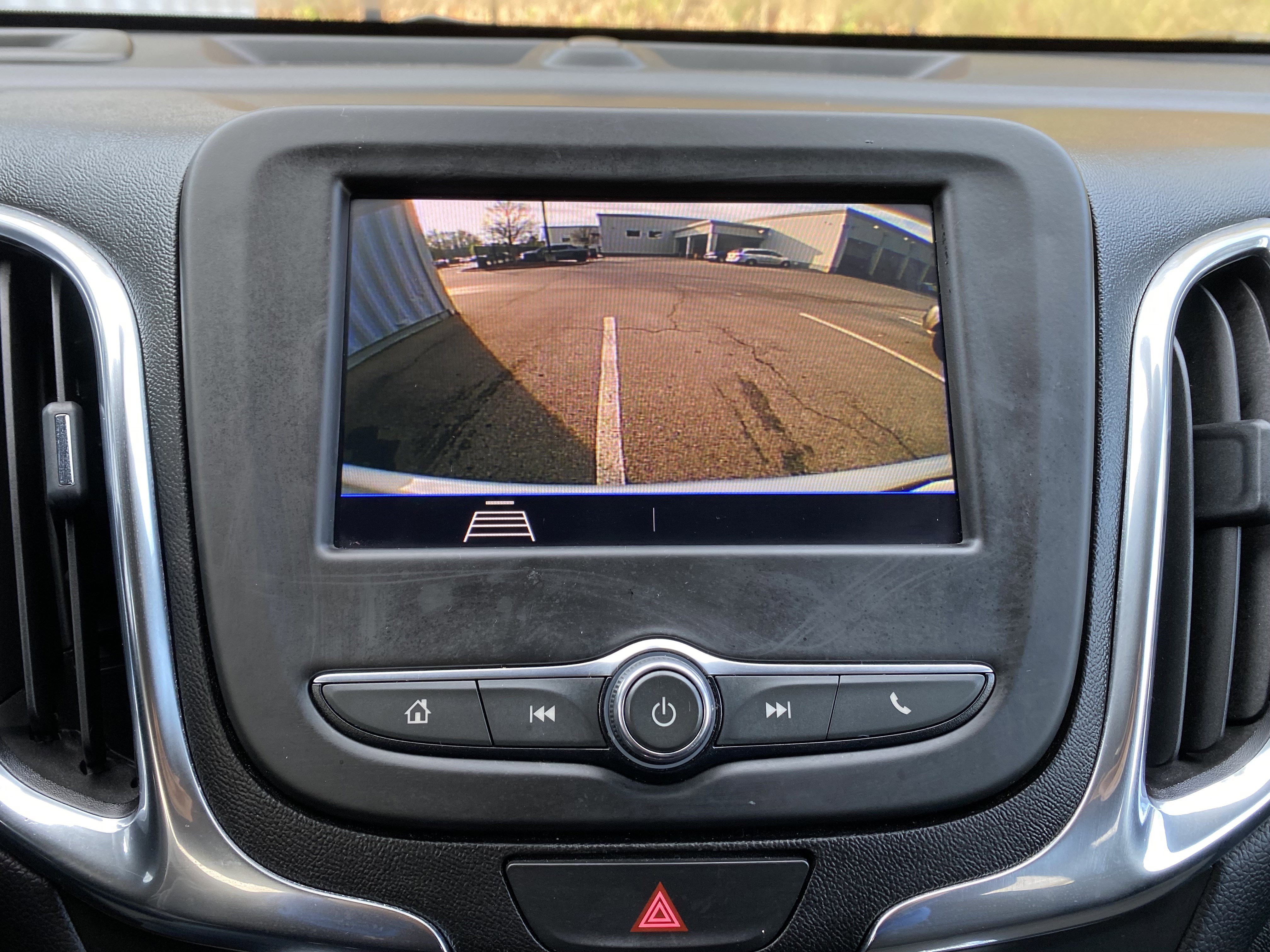 Used 2020 Chevrolet Equinox LT image 26