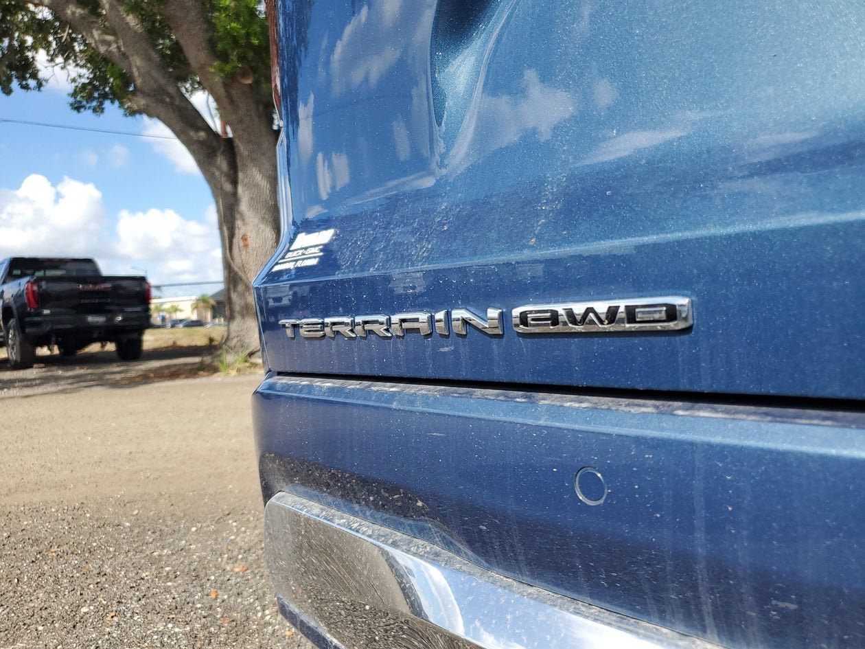 New 2026 GMC Terrain Denali AWD/4WD image 8