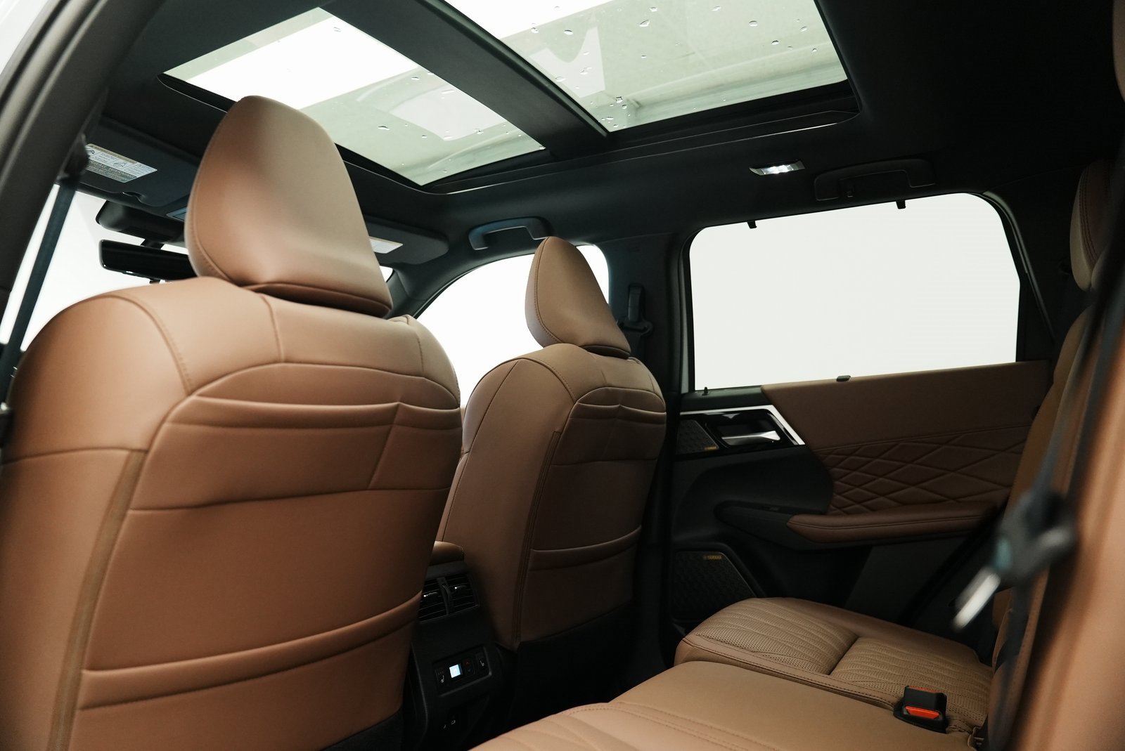 New 2025 Mitsubishi Outlander SEL image 21