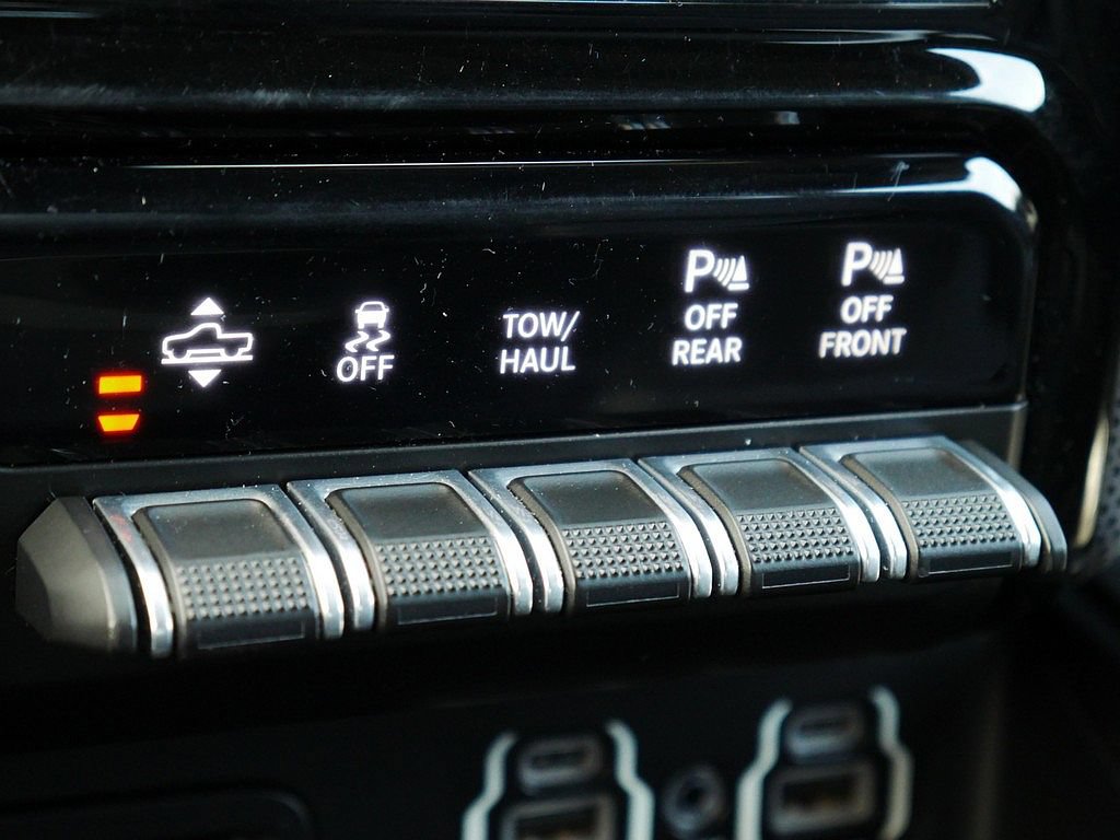 Used 2019 RAM 1500 Limited AWD/4WD image 49