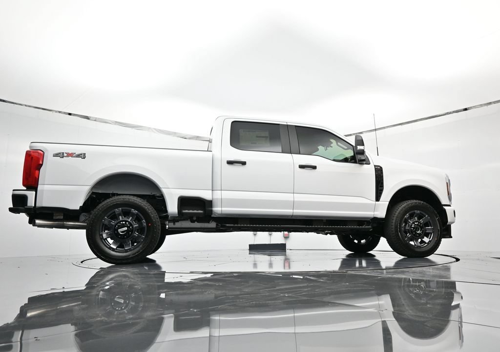 New 2026 Ford F350 XL w/ XL Chrome Package AWD/4WD image 37