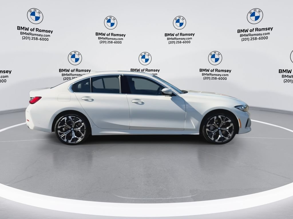 Used 2026 BMW 330i xDrive Sedan w/ Premium Package AWD/4WD image 9