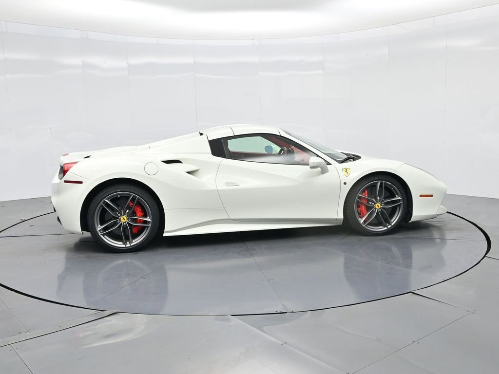 Used 2019 Ferrari 488 Spider image 14