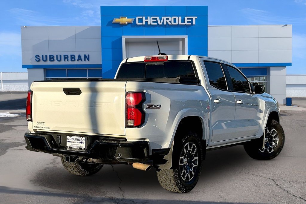 Used 2026 Chevrolet Colorado Z71 AWD/4WD image 4