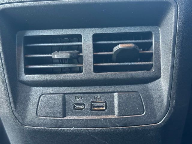 Used 2025 Chevrolet Colorado Z71 w/ Technology Package image 27