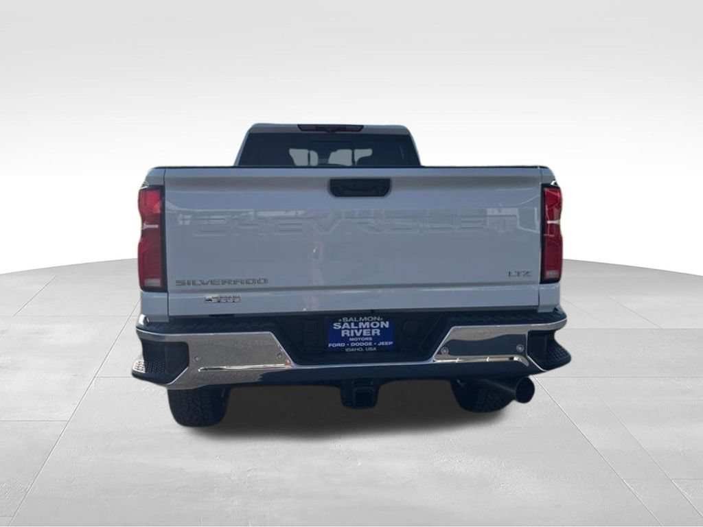 New 2025 Chevrolet Silverado 3500 LTZ w/ LTZ Premium Package AWD/4WD image 6