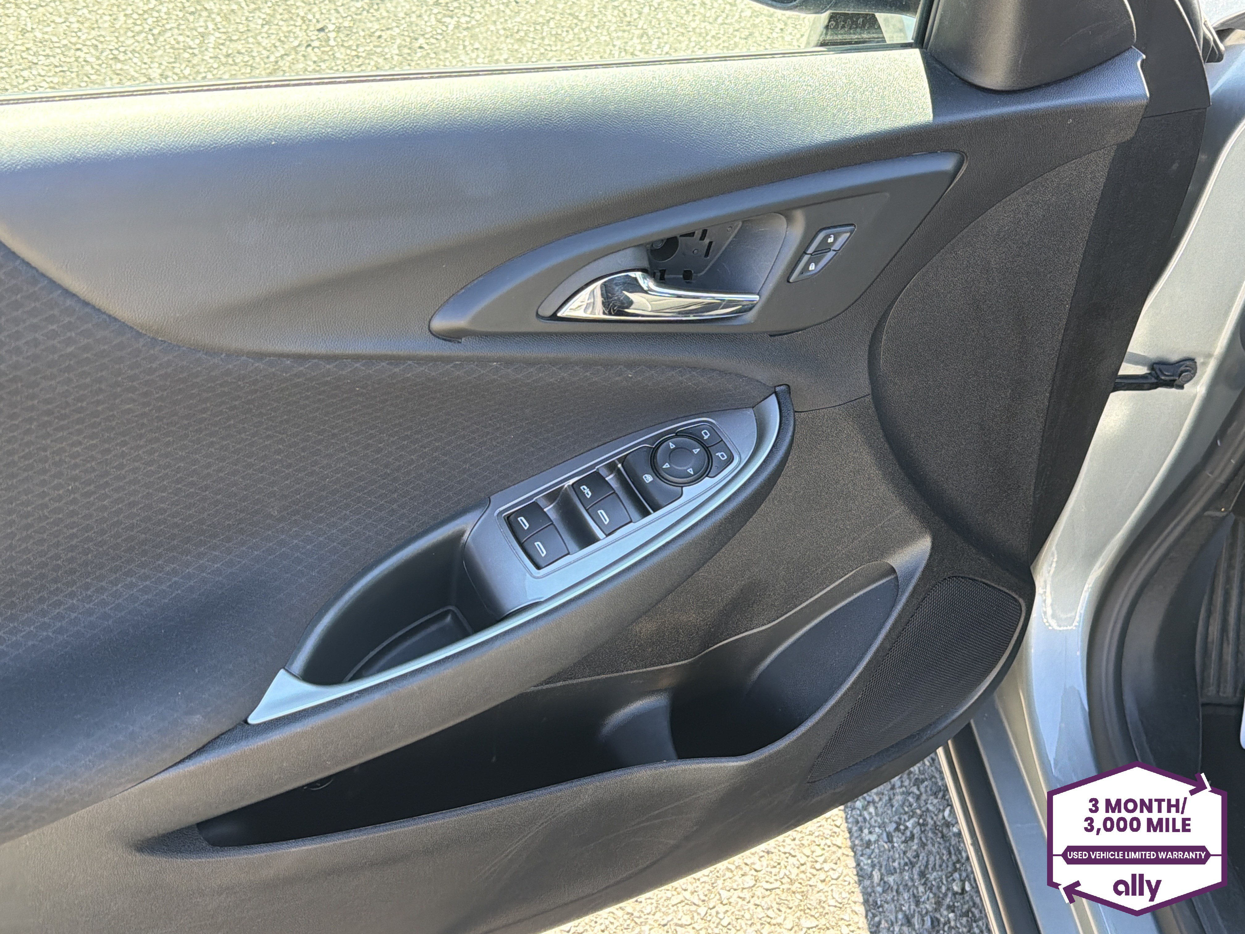 Used 2024 Chevrolet Malibu LT FWD image 14