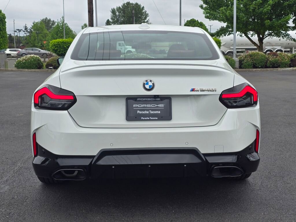 Used 2024 BMW M240i Coupe w/ Parking Assistance Package RWD image 4